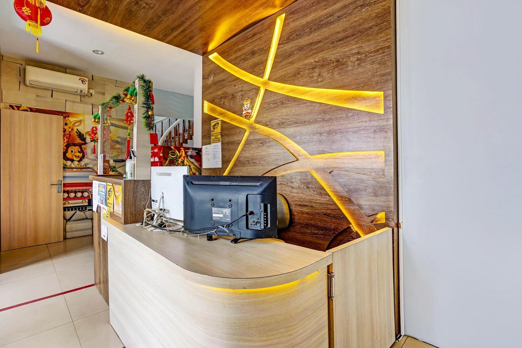 Capital O 90888 Bintang Diponggo Residence สุราบายา ภายนอก รูปภาพ
