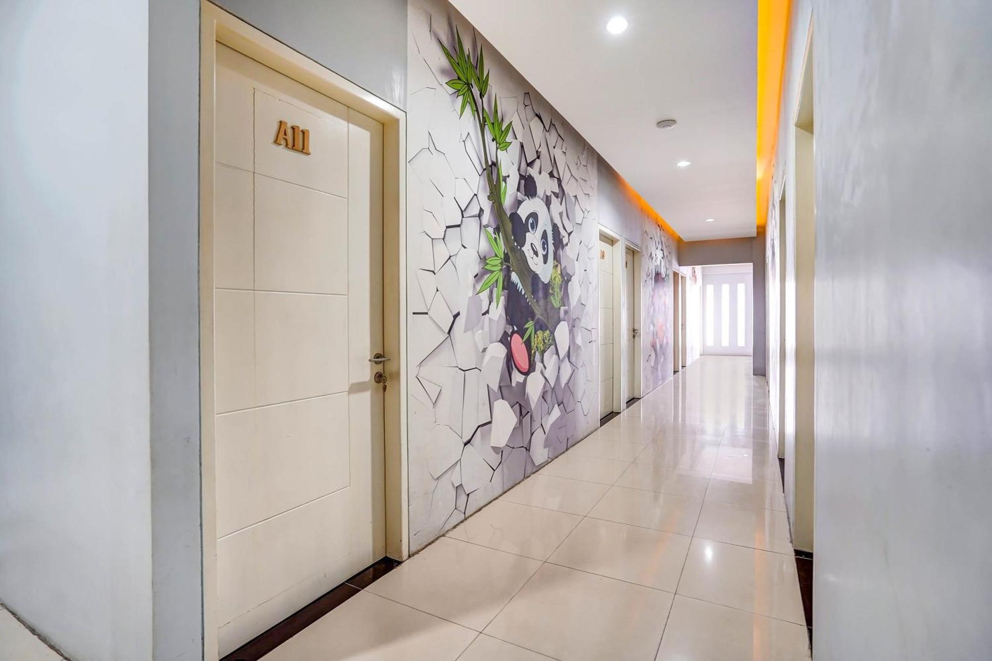 Capital O 90888 Bintang Diponggo Residence สุราบายา ภายนอก รูปภาพ